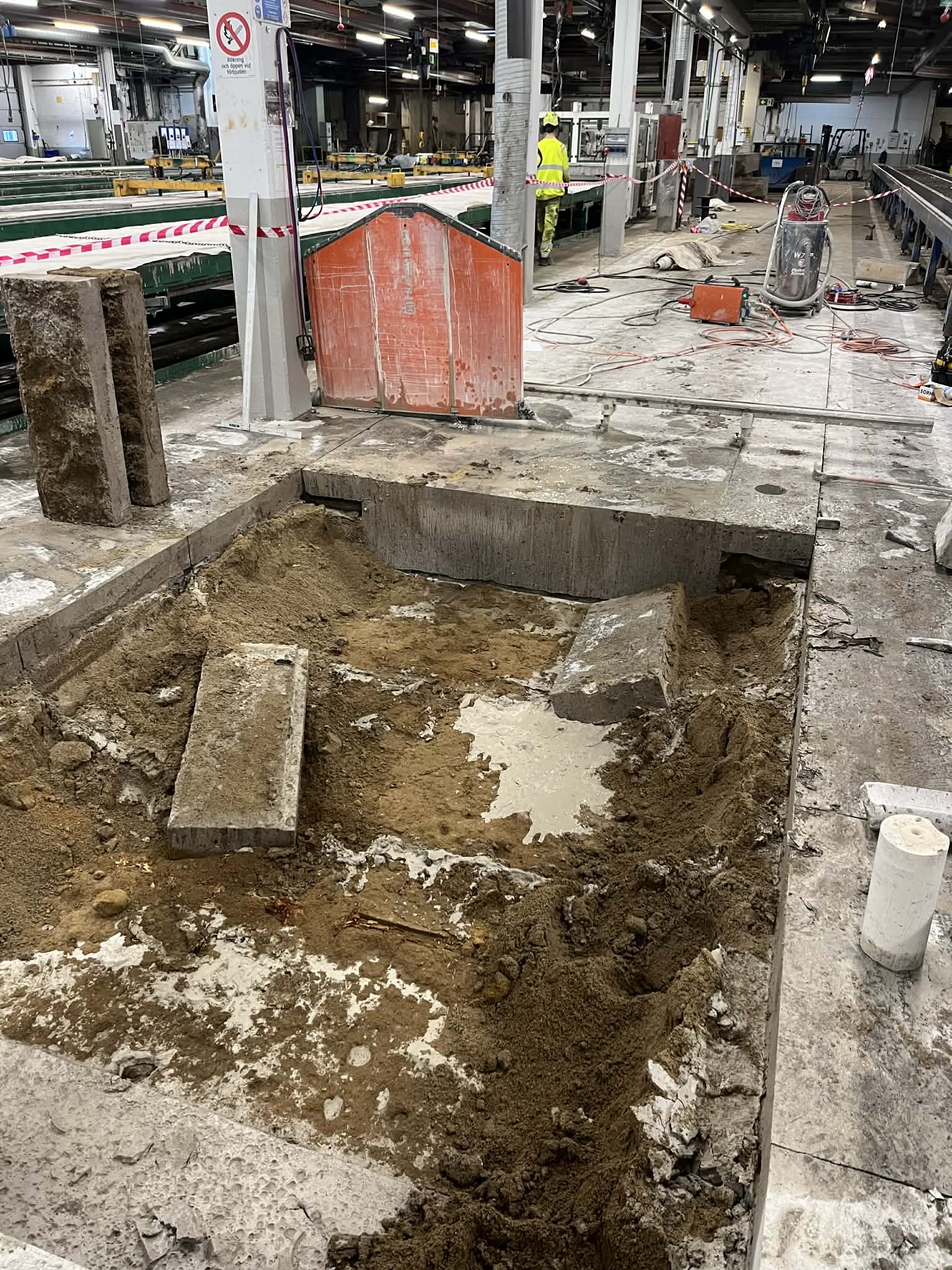 Demontering av betongblock